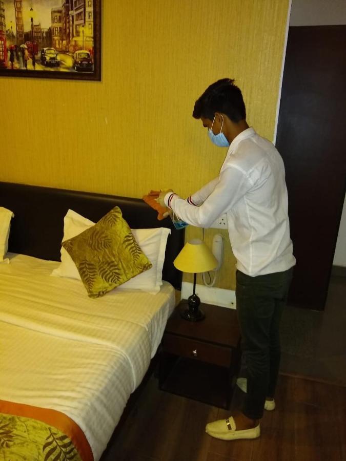Airport Hotel Tashree Nowe Delhi Zewnętrze zdjęcie