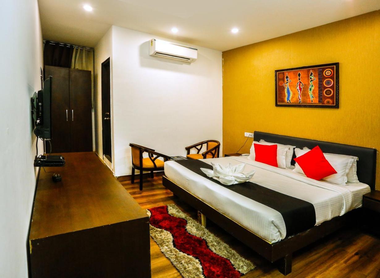 Airport Hotel Tashree Nowe Delhi Zewnętrze zdjęcie